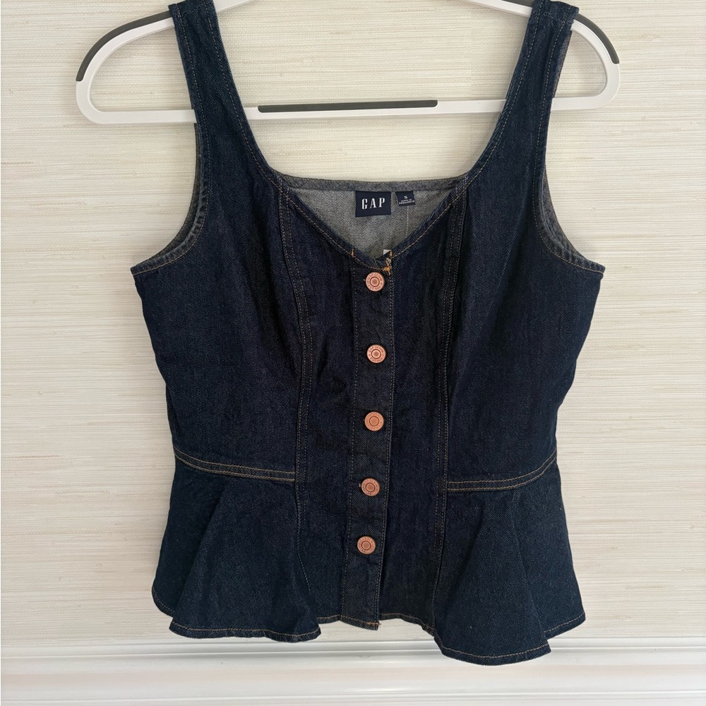 NWT GAP Denim Peplum Button-Front Tank - S